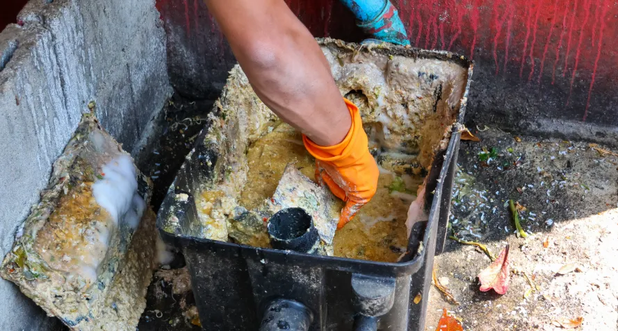 grease trap clean